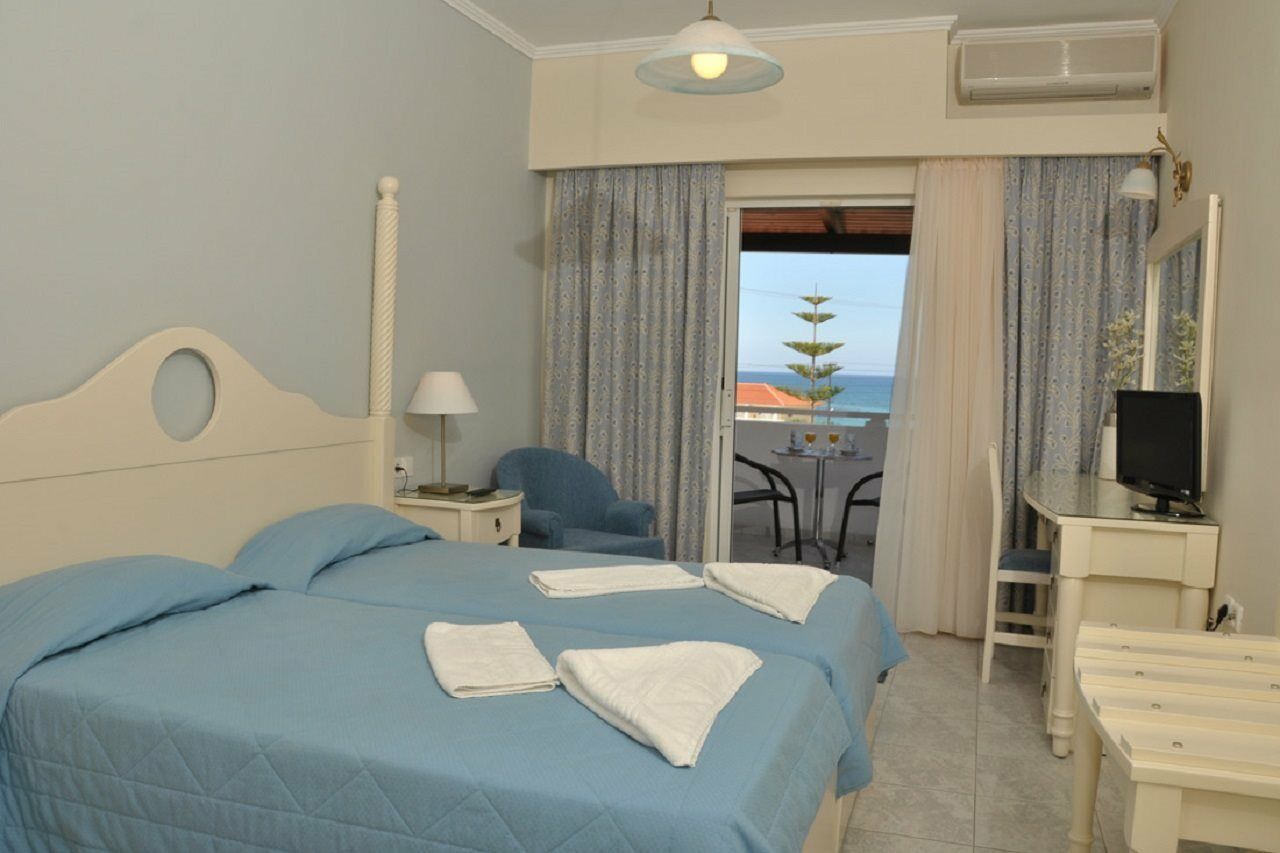 Windmill Hotel Аргасі Екстер'єр фото